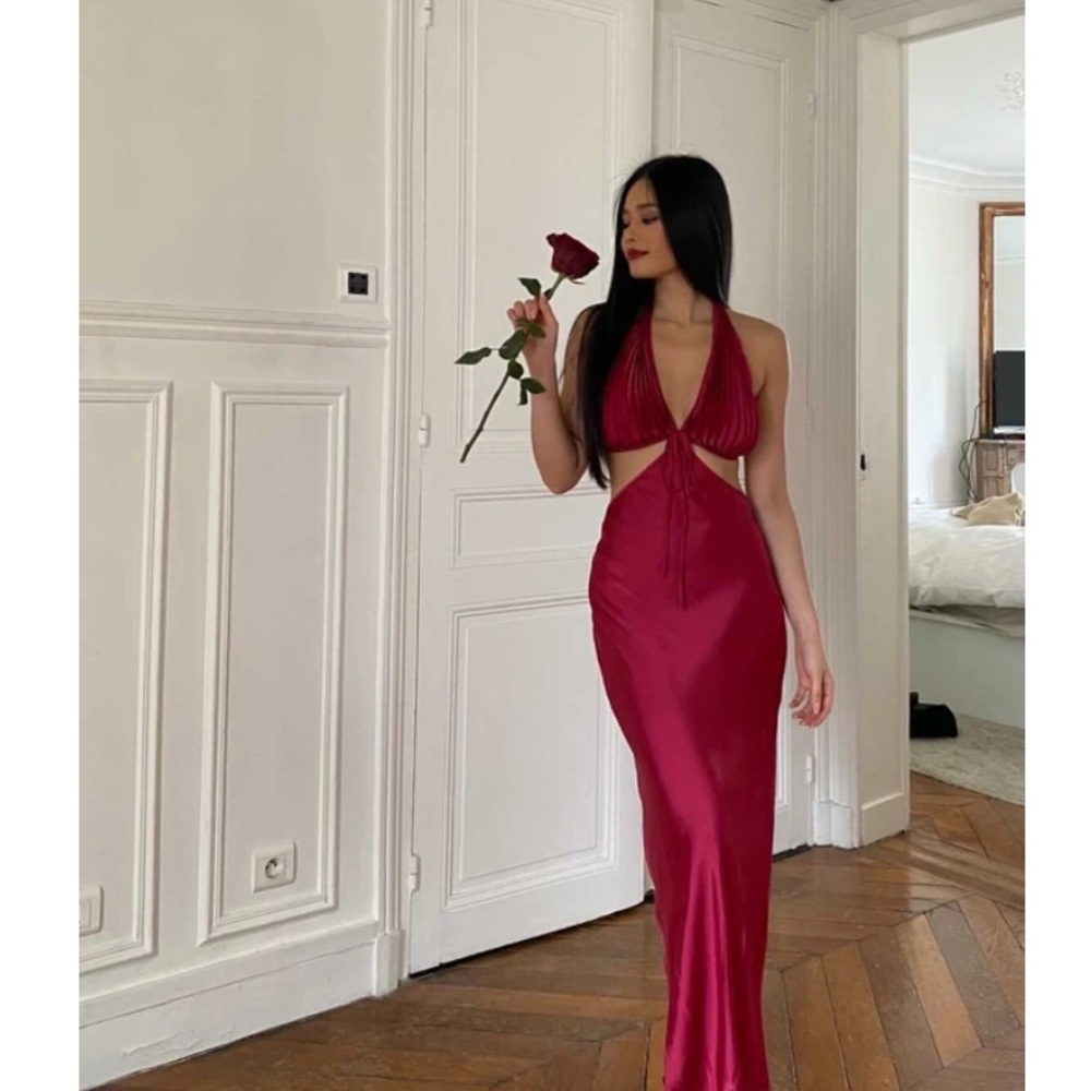 ONARIN Pleat cut-out dress in rose Apple